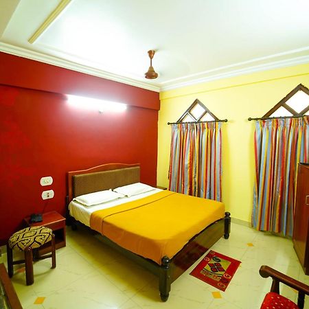 Amogha Residency Hotel Májszúr Kültér fotó