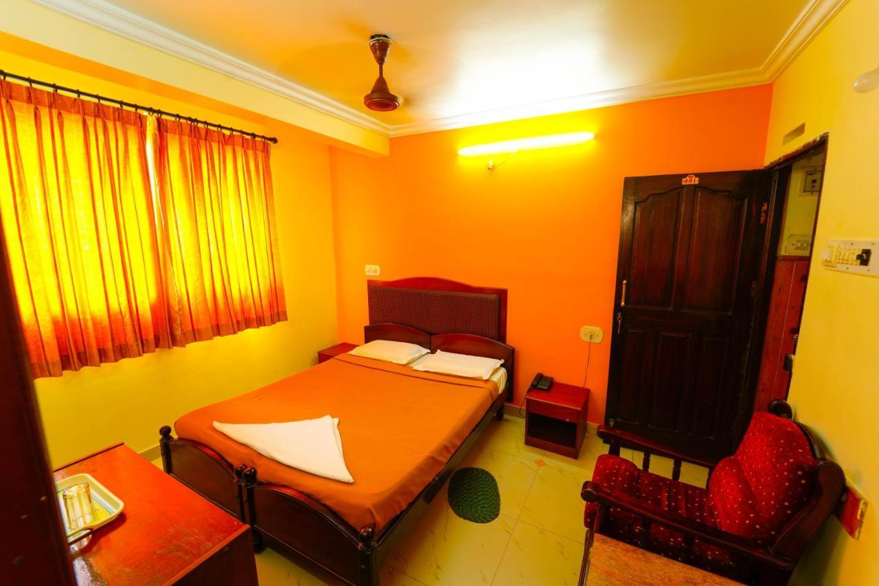 Amogha Residency Hotel Májszúr Kültér fotó