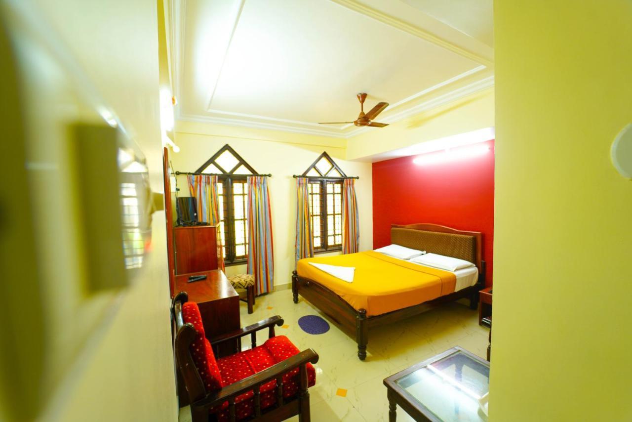 Amogha Residency Hotel Májszúr Kültér fotó