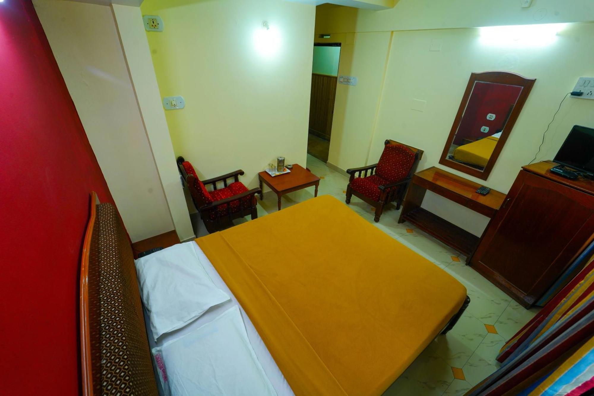 Amogha Residency Hotel Májszúr Kültér fotó