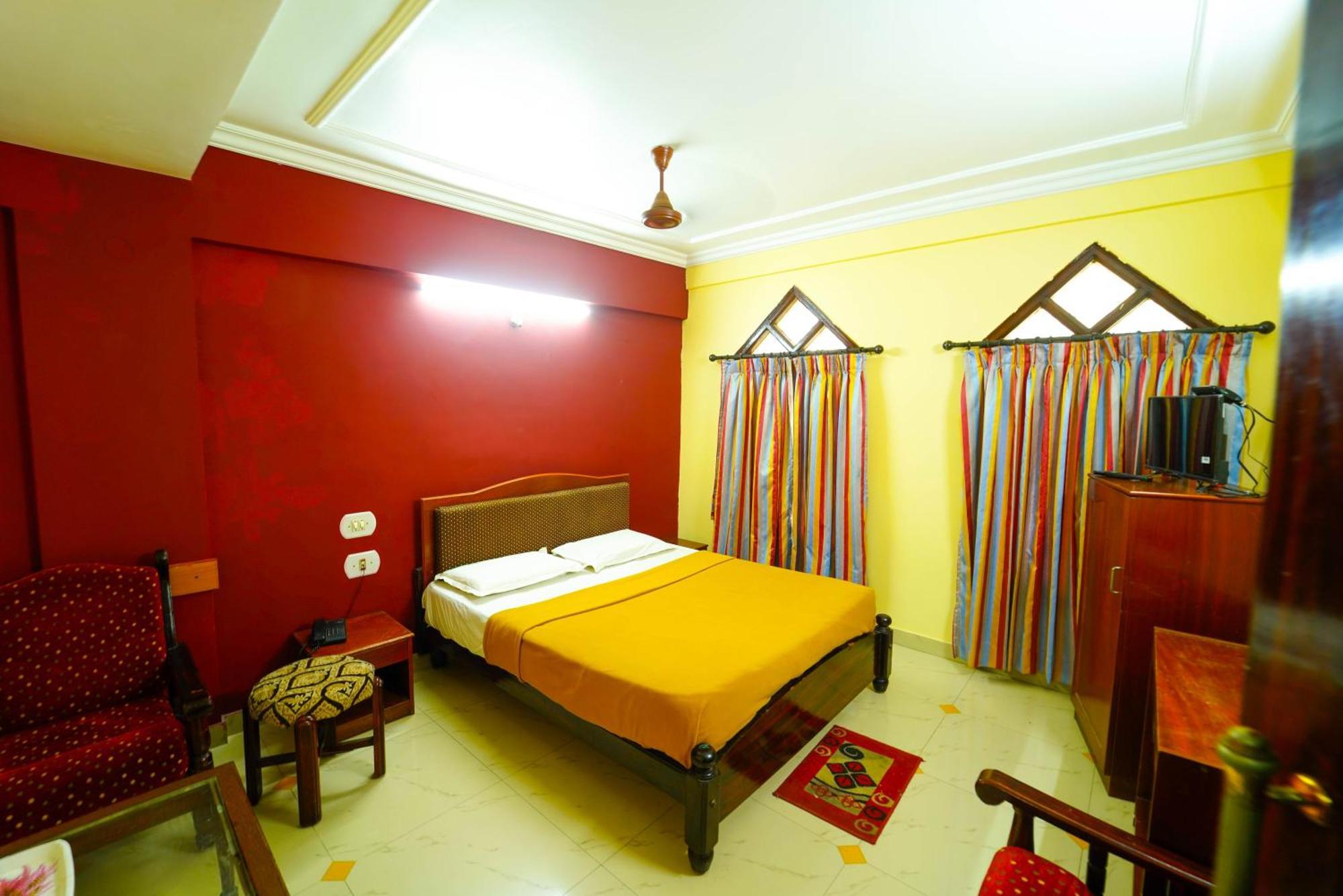 Amogha Residency Hotel Májszúr Kültér fotó